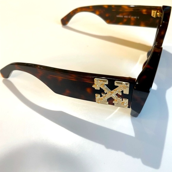 Off-White Sunglasses - Picture 3 of 7